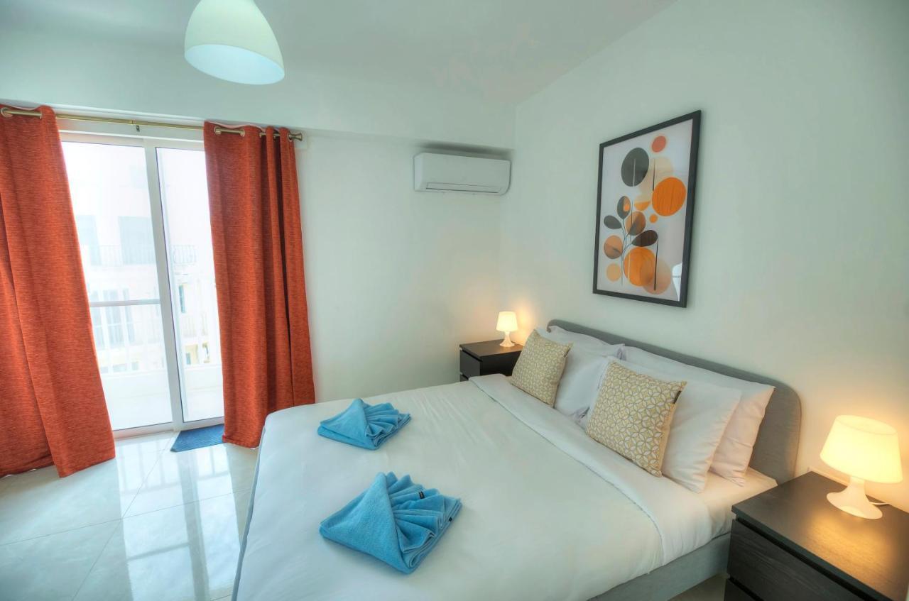 Seafront Beautifully Furnished 2 Bedrooms Gogzr-3 Gzira 外观 照片